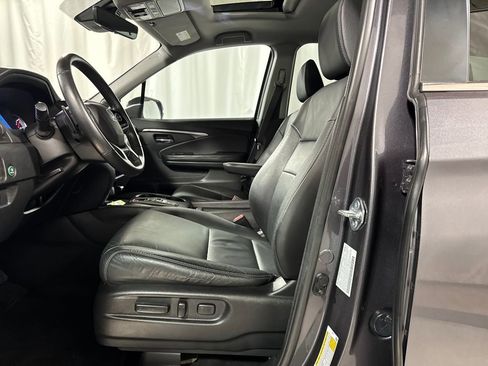 Certified 2022 Honda Pilot Special Edition image 4