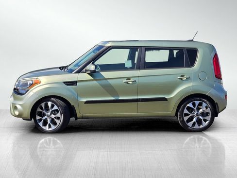 Used 2013 Kia Soul ! FWD image 7