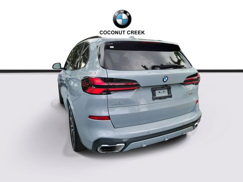 Used 2024 BMW X5 xDrive40i w/ M Sport Package AWD/4WD image 3