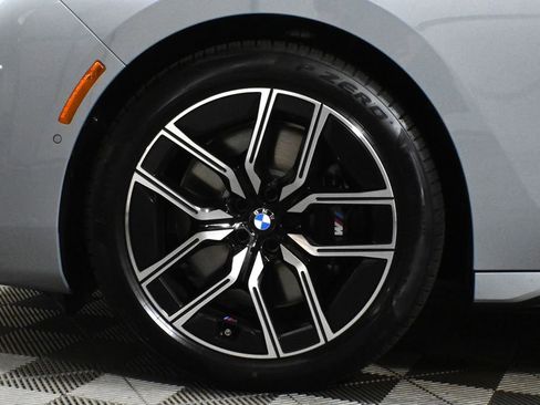 New 2025 BMW 740i xDrive image 12