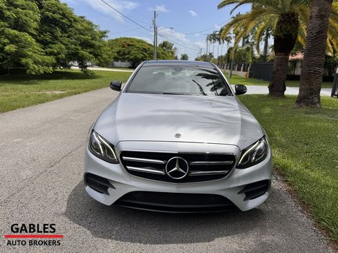 Used 2019 Mercedes-Benz E 300 image 14