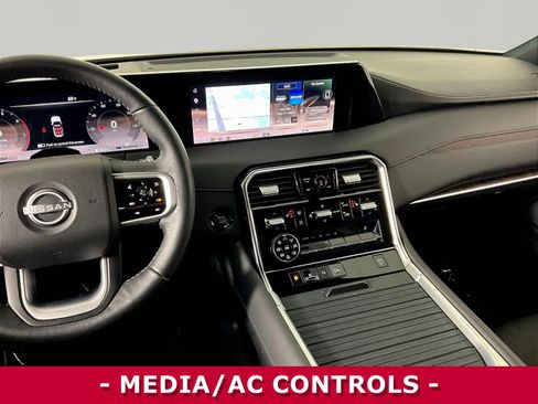 Certified 2025 Nissan Armada SL AWD/4WD image 9