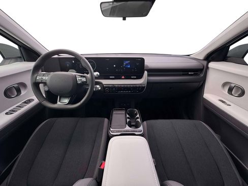 New 2026 Hyundai Ioniq 5 SE image 13