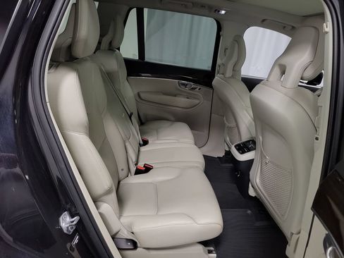 Used 2017 Volvo XC90 T6 Momentum w/ Vision Package AWD/4WD image 29