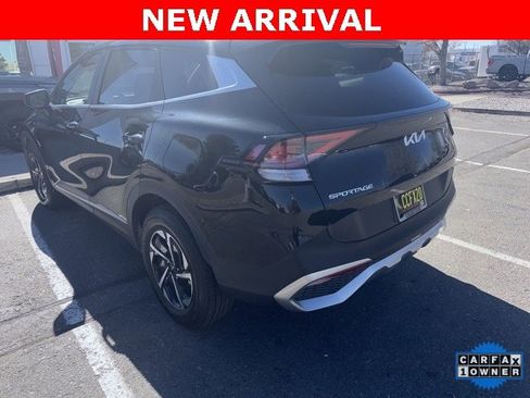 Used 2024 Kia Sportage LX image 6