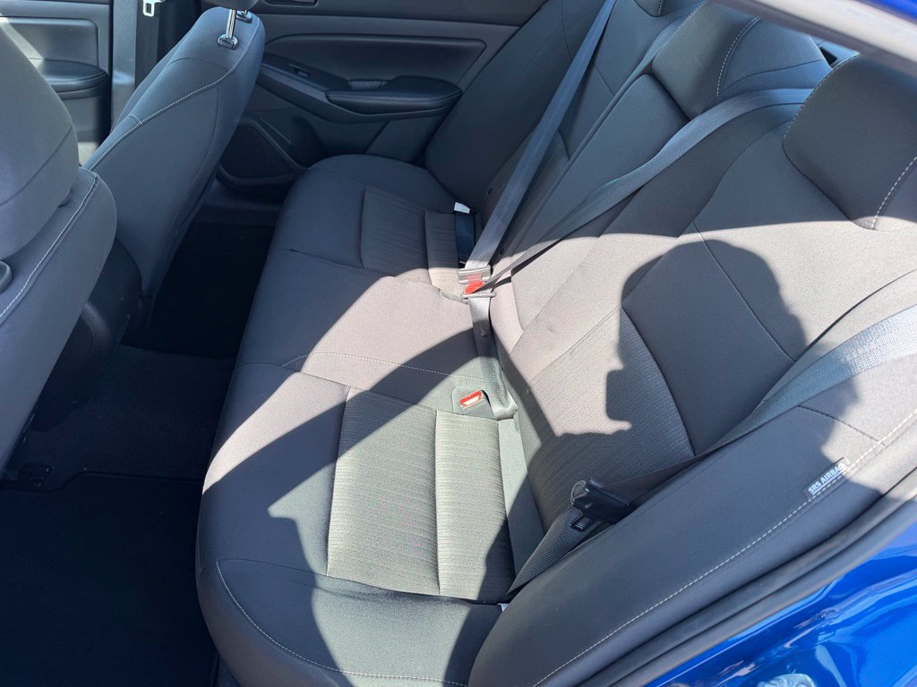 Certified 2025 Nissan Altima 2.5 SV FWD image 9
