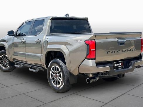 Used 2024 Toyota Tacoma TRD Sport RWD image 12