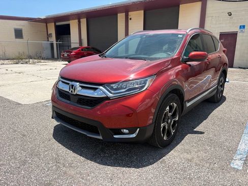 Used 2018 Honda CR-V Touring image 4