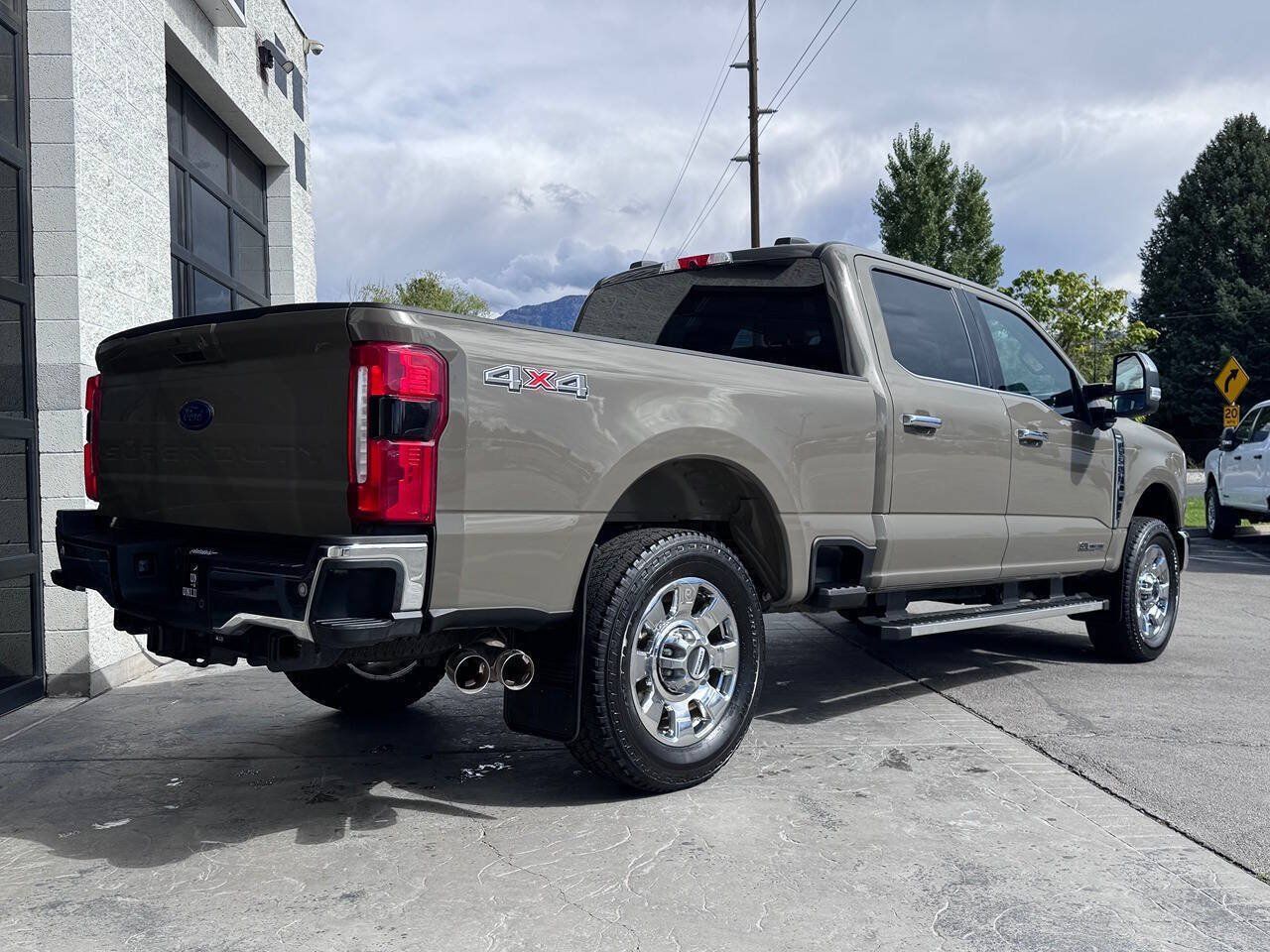 Used 2026 Ford F350 Lariat w/ Chrome Package AWD/4WD image 6