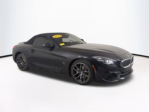 Used 2022 BMW Z4 sDrive30i w/ Driving Assistance Package image 2