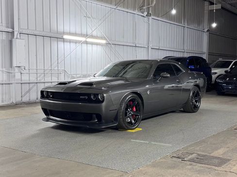 Used 2019 Dodge Challenger SRT Hellcat w/ Alcantara Appearance Package RWD image 1