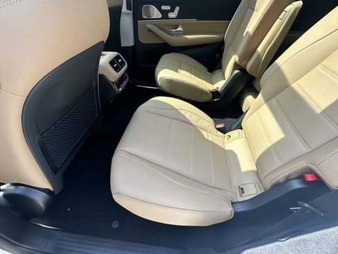 New 2026 Mercedes-Benz GLS 450 4MATIC image 24