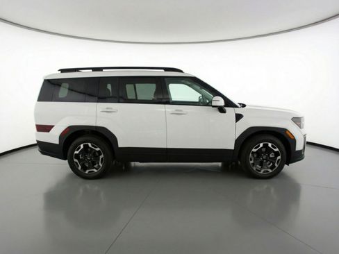 Used 2025 Hyundai Santa Fe SEL image 11