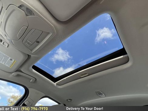 Used 2015 Ford Focus SE FWD image 21