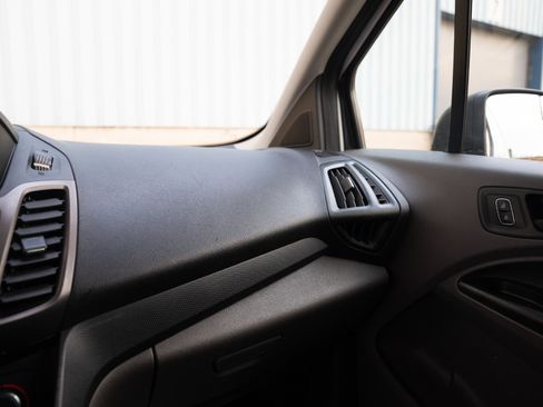 Used 2022 Ford Transit Connect XL image 28