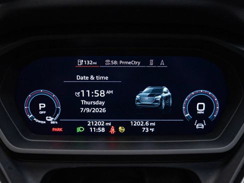 Used 2023 Audi Q4 e-tron Premium Plus w/ Premium Plus RWD image 32