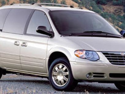 Used 2006 Chrysler Town & Country