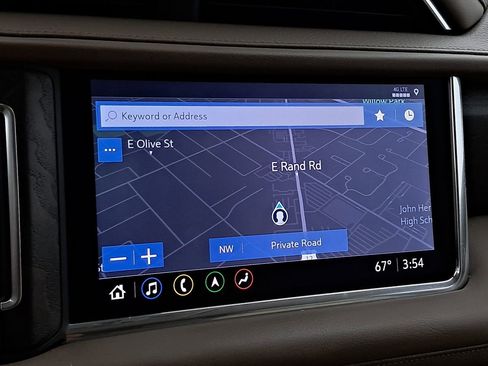 Used 2021 GMC Yukon Denali w/ Denali Premium Package image 32