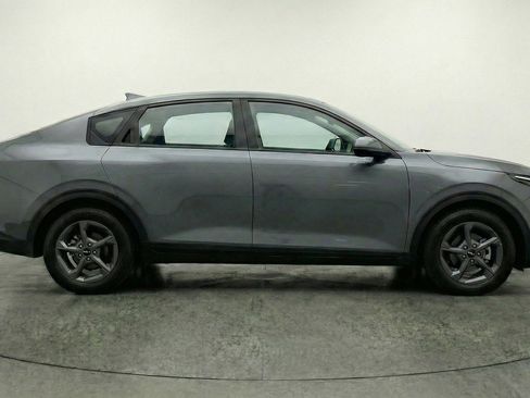 Used 2025 Kia K4 LXS image 11