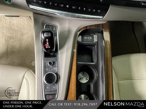 Used 2022 Cadillac Escalade Sport Platinum w/ Heavy-Duty Trailer Package image 33