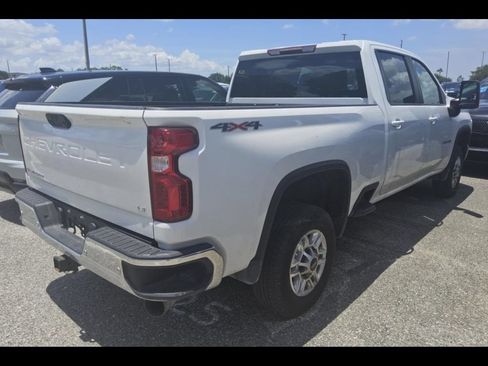 Used 2023 Chevrolet Silverado 2500 LT w/ Convenience Package AWD/4WD image 6