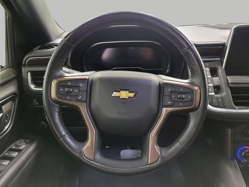 Used 2023 Chevrolet Suburban High Country AWD/4WD image 5
