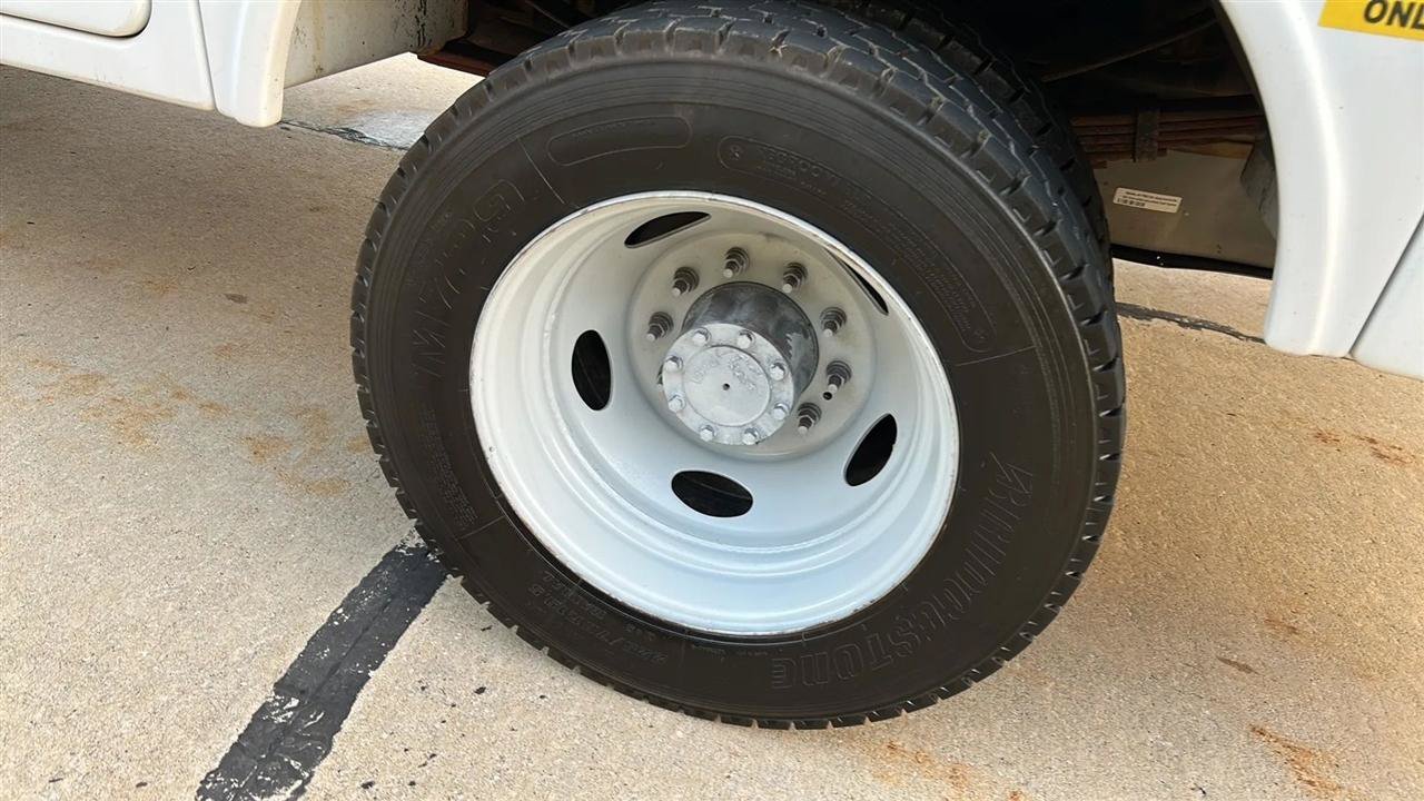 Used 2015 Ford F450 XL w/ Snow Plow Prep Package RWD image 21