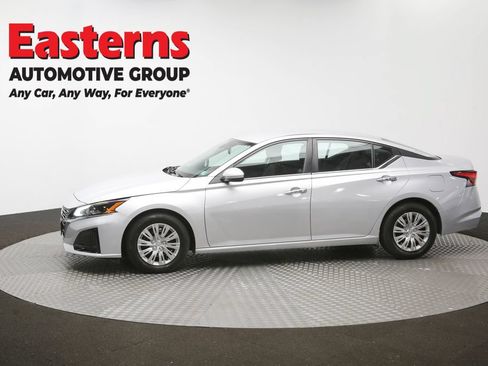 Used 2023 Nissan Altima 2.5 S FWD image 57