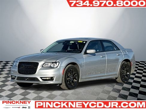 Used 2023 Chrysler 300 Touring L w/ Popular Equipment Group image 1