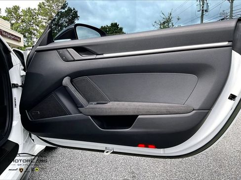 Used 2022 Porsche 911 GT3 RWD image 22