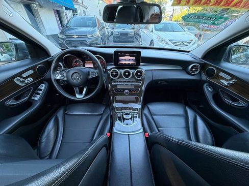 Used 2018 Mercedes-Benz C 300 4MATIC Sedan image 46