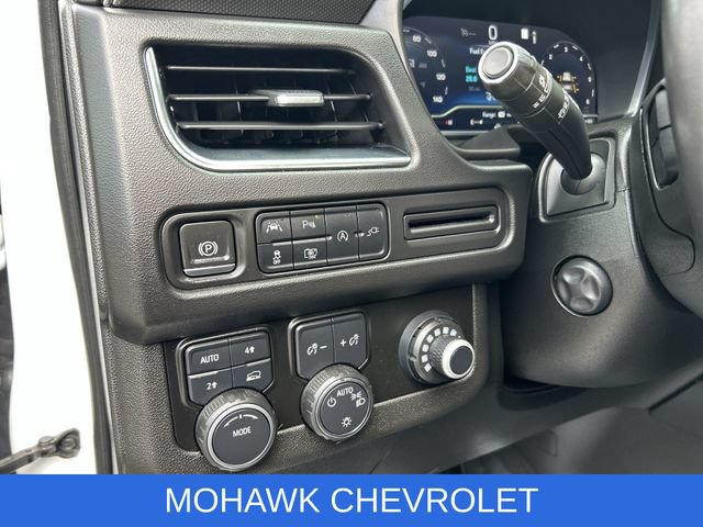 Certified 2022 Chevrolet Suburban RST w/ Luxury Package AWD/4WD image 36