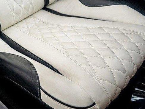 Used 2017 Aston Martin Vanquish S image 39