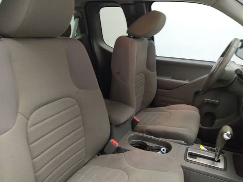 Used 2019 Nissan Frontier S image 21