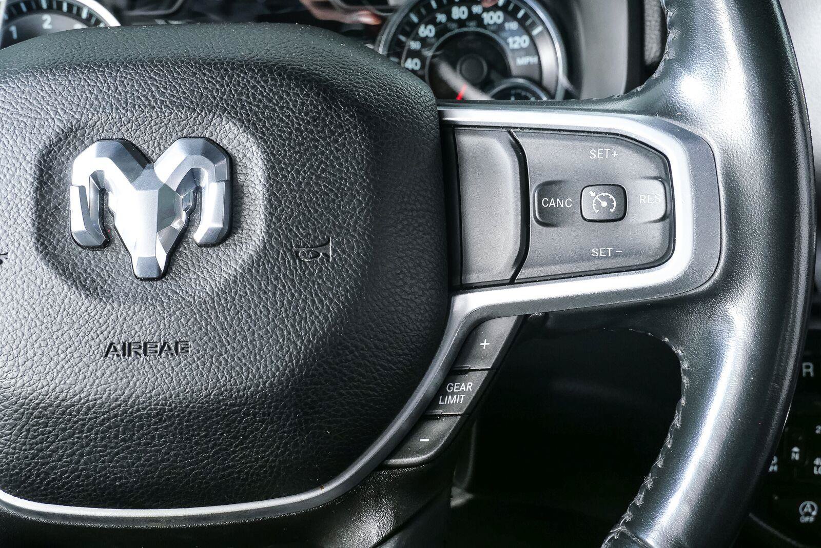 Used 2022 RAM 1500 Big Horn AWD/4WD image 11