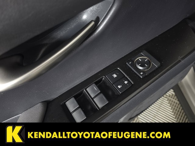 Used 2019 Lexus UX 200 FWD image 22