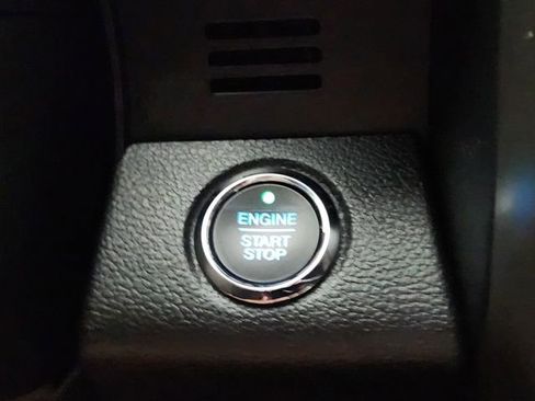 Used 2018 Ford Expedition XLT RWD image 21