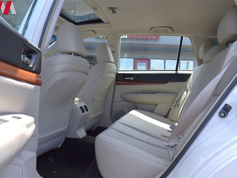 Used 2013 Subaru Outback 3.6R Limited image 25