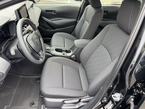 New 2026 Toyota Corolla LE FWD image 2