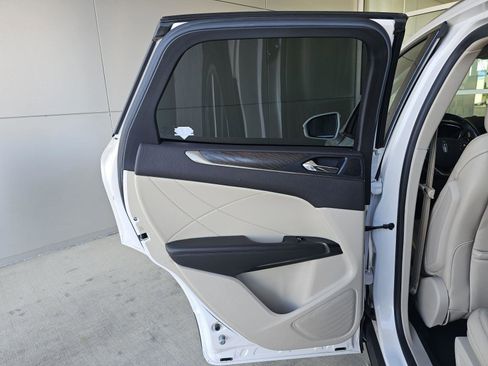 Used 2019 Lincoln MKC Reserve w/ MKC Climate Package image 16