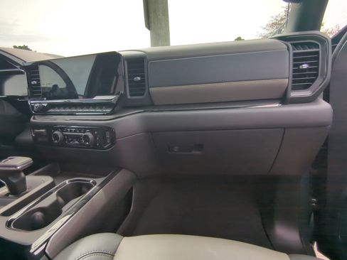 Used 2026 Chevrolet Silverado 1500 ZR2 AWD/4WD image 19