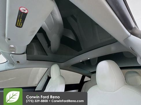 Used 2020 Tesla Model 3 Standard Range Plus image 21