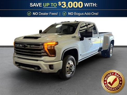 Used 2026 Chevrolet Silverado 3500 High Country w/ High Country Premium Package AWD/4WD image 1