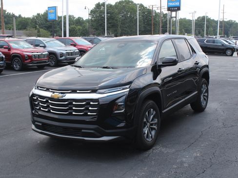 New 2027 Chevrolet Equinox LT AWD/4WD image 7