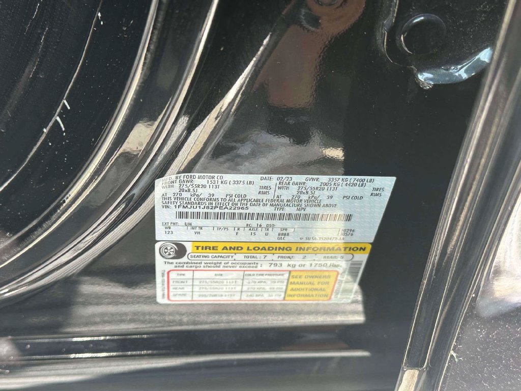 Used 2023 Ford Expedition XLT AWD/4WD image 18