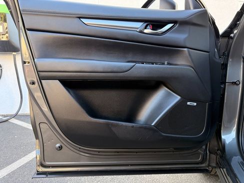 Used 2019 MAZDA CX-5 Touring image 29