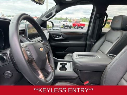 Used 2024 Chevrolet Tahoe High Country w/ Premium Package RWD image 11