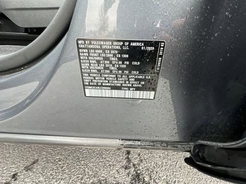 Used 2020 Volkswagen Atlas Cross Sport SEL image 34