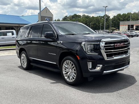 Used 2021 GMC Yukon SLT w/ SLT Luxury Package AWD/4WD image 30