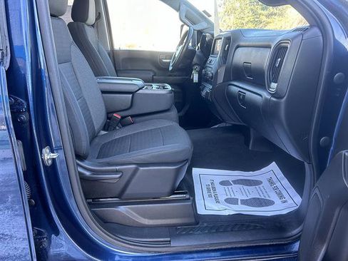 Certified 2022 Chevrolet Silverado 2500 Custom w/ Gooseneck/5TH Wheel Package AWD/4WD image 33